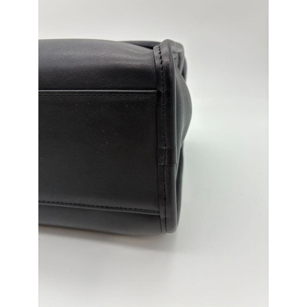 Rare Vintage Coach Manor Bag Navy Gorgeous Silky soft - Picture 13 of 15